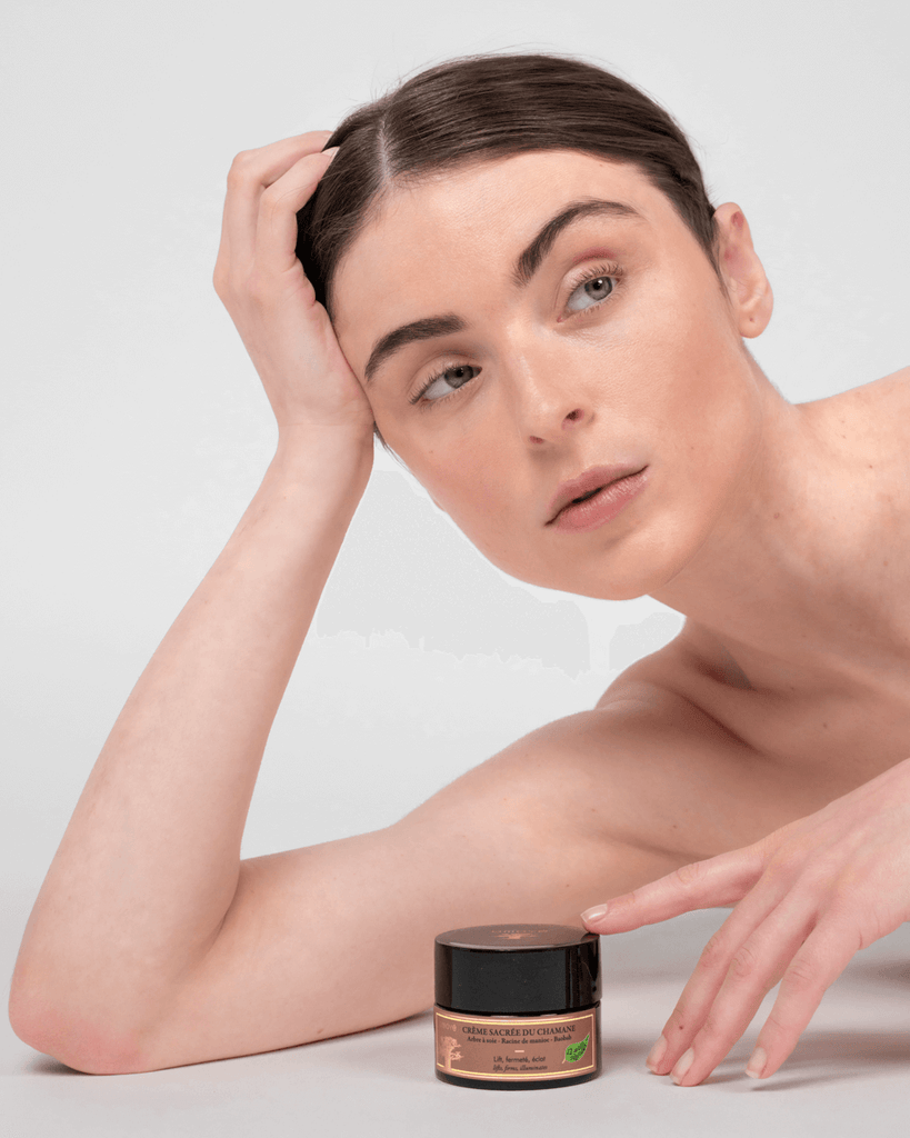 La Crème Sacrée du Chamane: Votre Crème Anti-Âge Éclat Naturelle