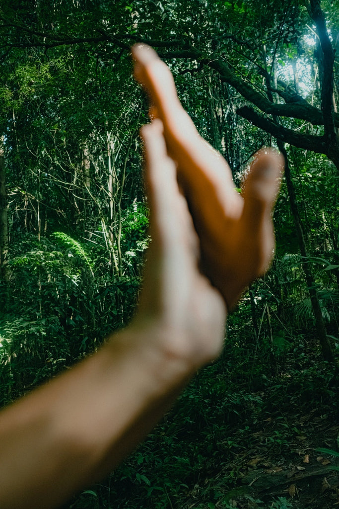 Le soin naturel multi-usage indispensable pour apaiser, nourrir et régénérer les peaux stressées, sèches et déshydratées